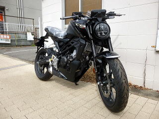 HONDA CB125R